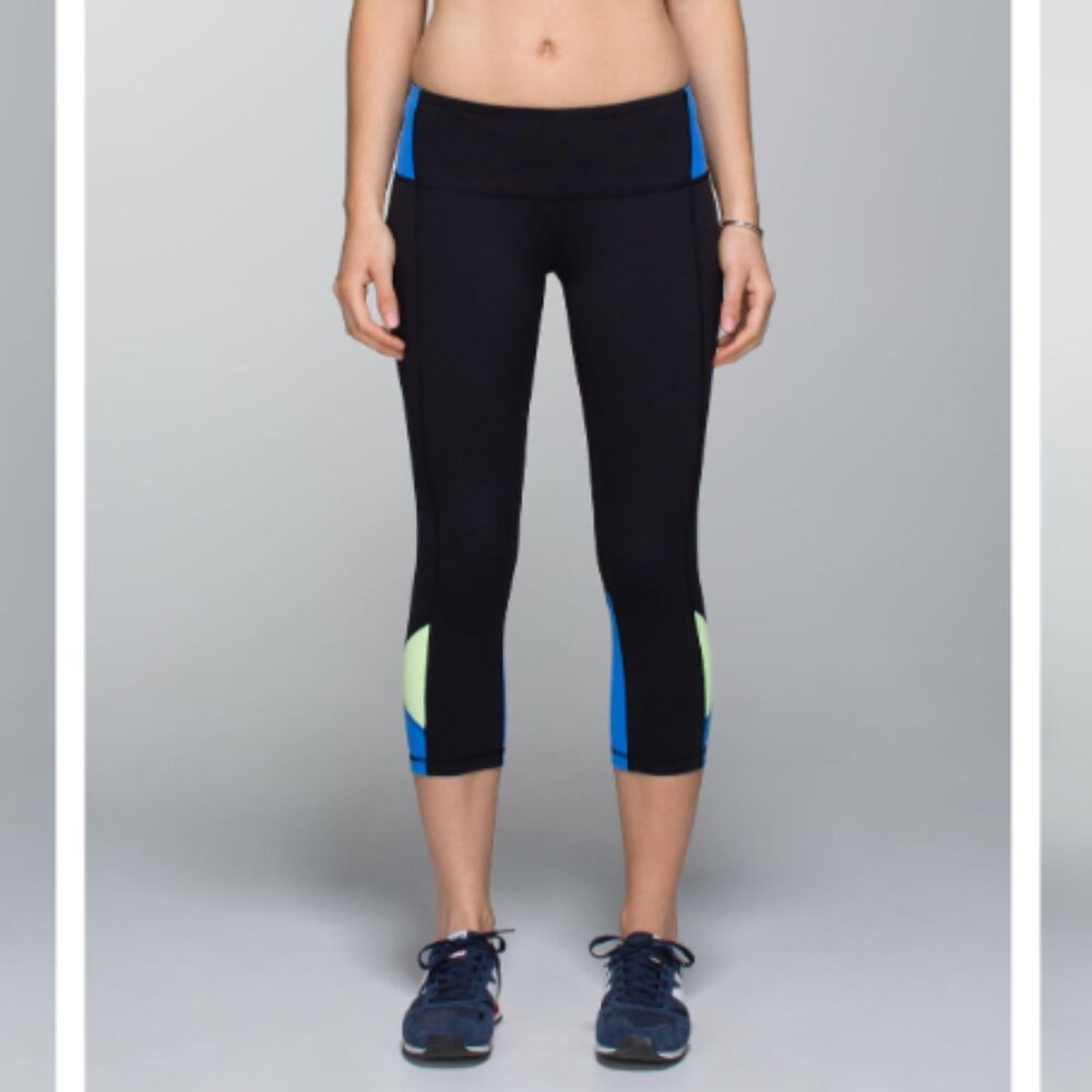 Lululemon Embody Crop *Full-On Luon - Size 12 - Picture 2 of 11